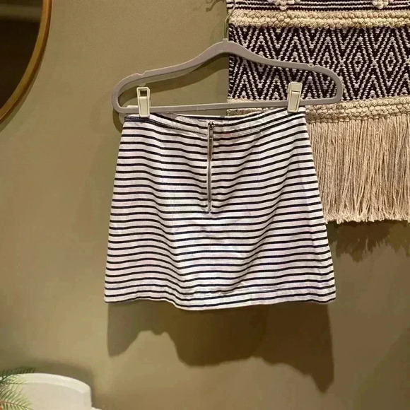 TOPSHOP VINTAGE STRIPE SKIRT W28 - Picture 2 of 3